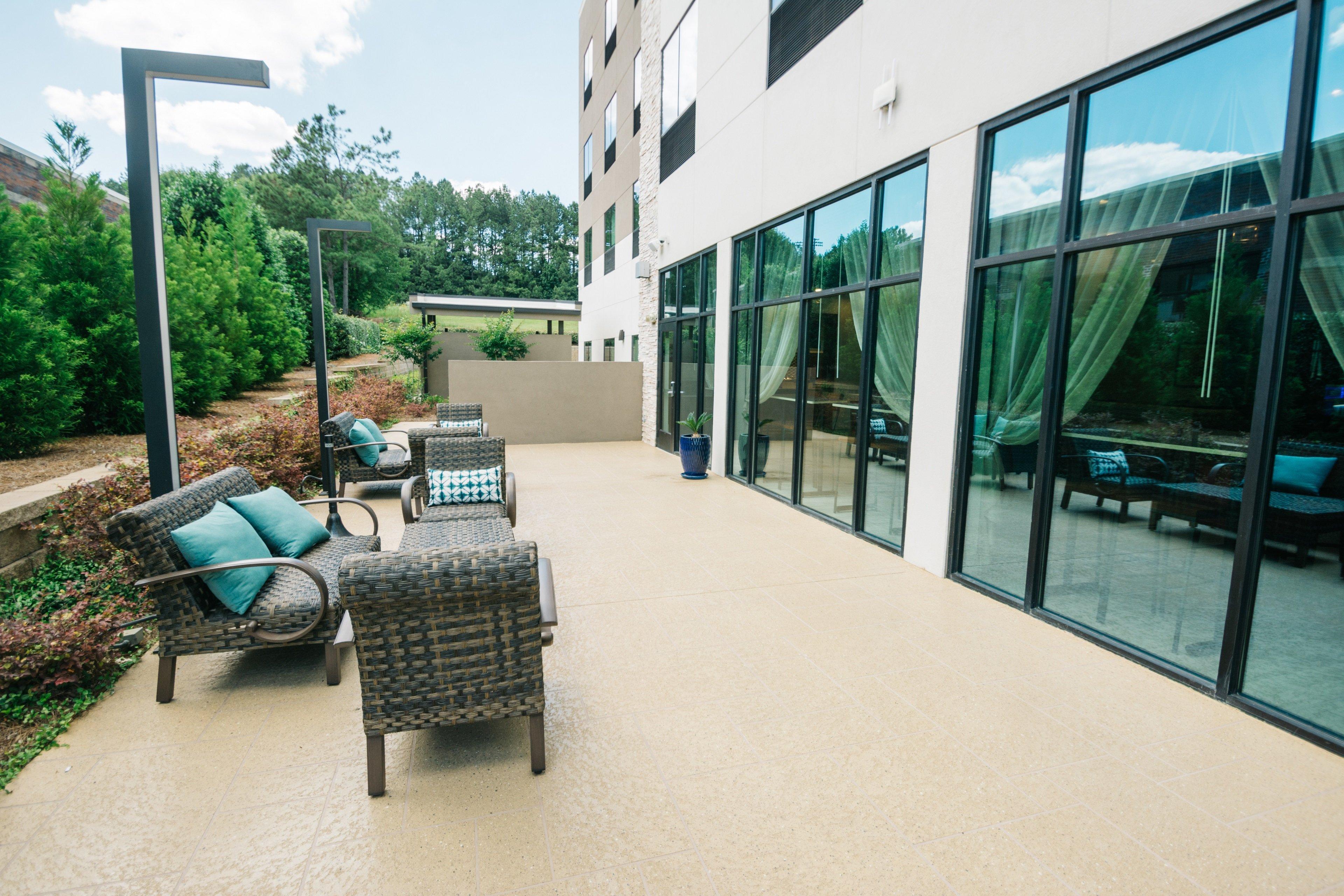 Holiday Inn Express & Suites - Birmingham - Homewood Exterior photo